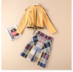 The new Long sleeve Pure color The jacket colorful plaid skirt suit