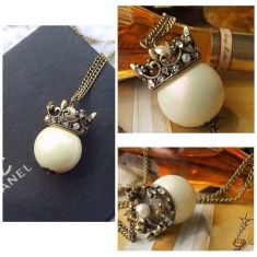 Dazzling Crown Imitate Pearl Retro Style Chain Necklace