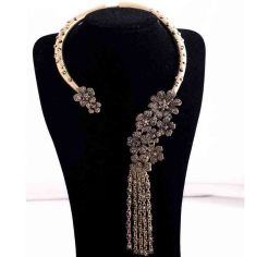 Vintage women necklace charm necklace