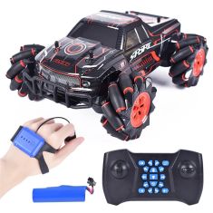 1:16 RQ2077 Four-Wheel Drive Gesture Sensing Dual RC Light Music Dancing 360  Rotating Off-Road Climbing RC Car